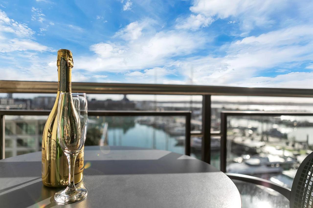 オークランドPenthouse Gloryアパートメント エクステリア 写真